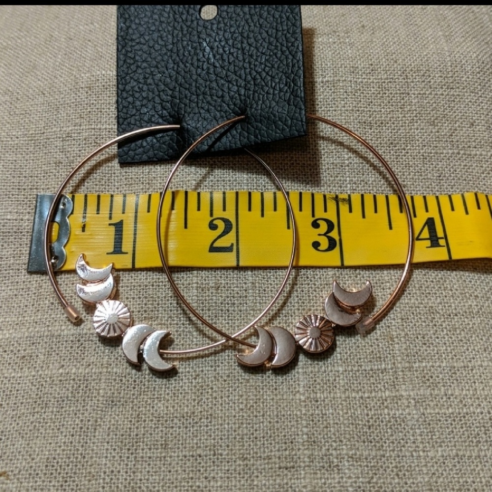 Free People earrings - Picture 2 of 3